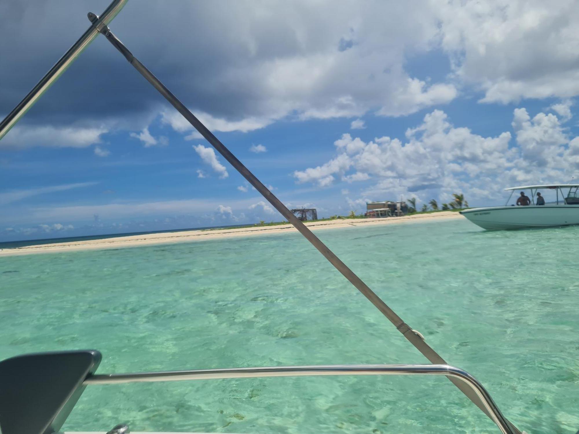 Les Gîtes Kajou Bouillante Extérieur photo